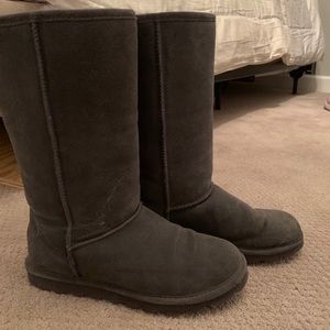 Bear paw boots